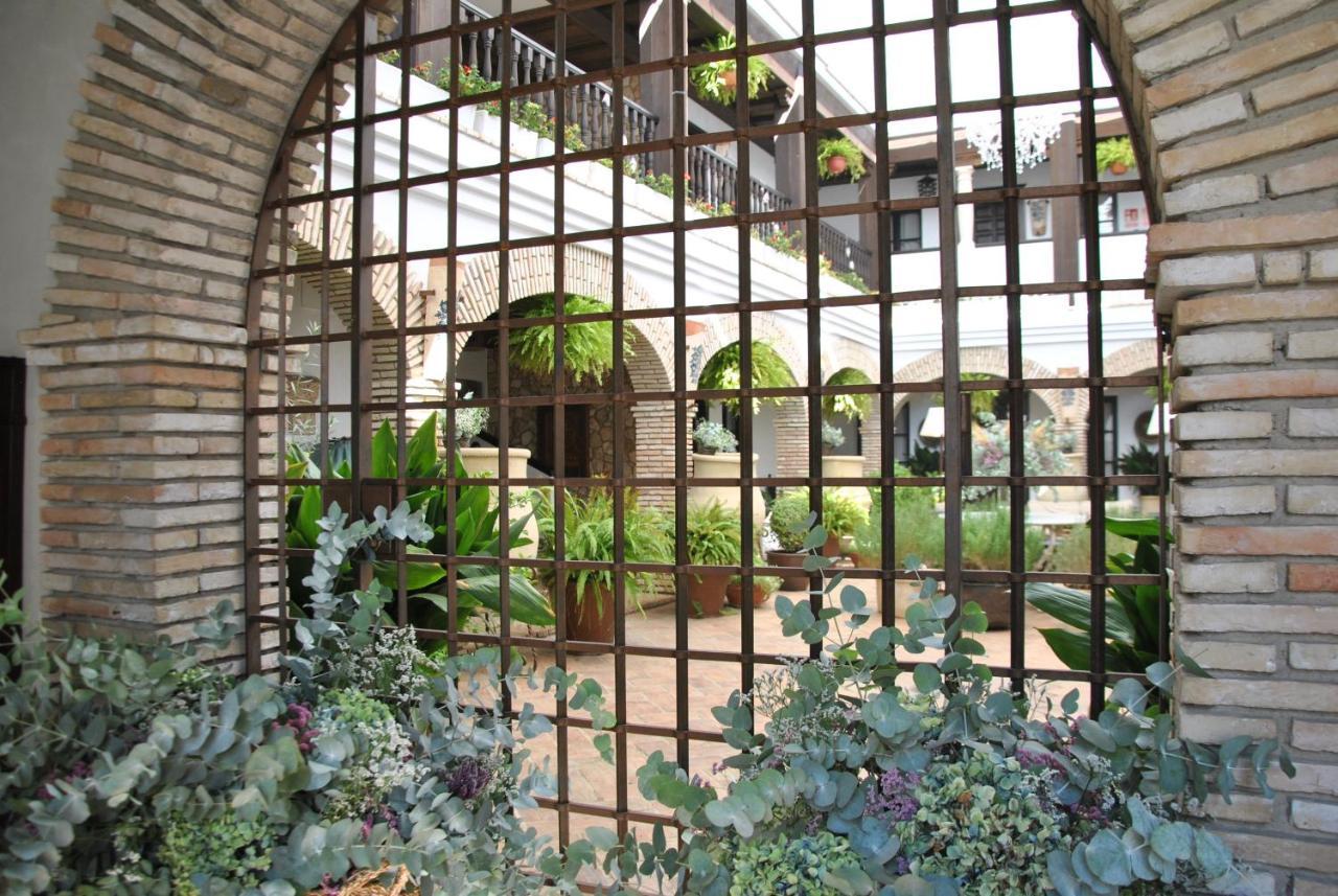 Suites La Posada De Pilar Кордова Екстер'єр фото