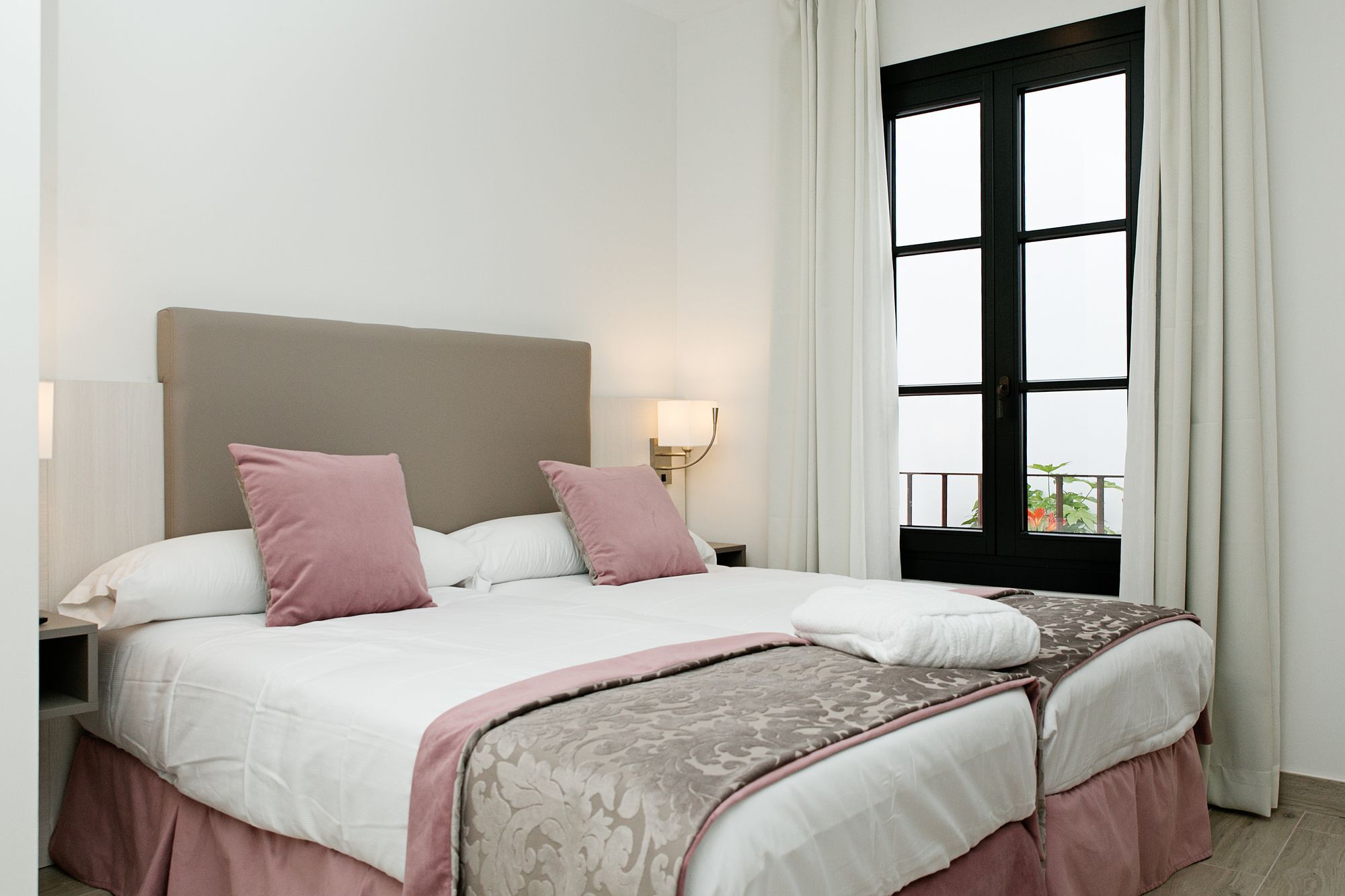 Suites La Posada De Pilar Кордова Екстер'єр фото